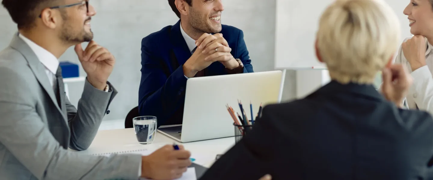 Pesquisas Inteligentes e Estratégias Eficientes